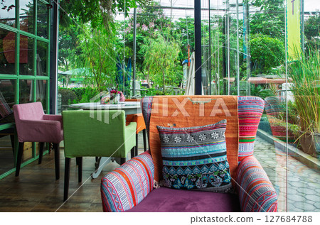 Scenery of a cafe 127684788