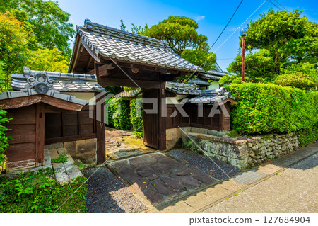 Kagoshima Prefecture, Izumi City, foothills townscape 127684904