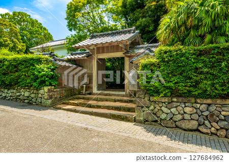Kagoshima Prefecture, Izumi City, foothills townscape 127684962