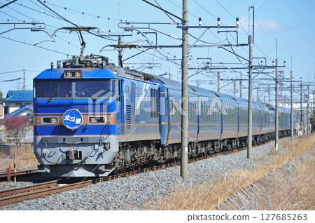 東北幹線、栗橋 - 東鷲宮、JR 東日本、EF510-512（田端）+ 24 系列（奧）、北斗星 127685263