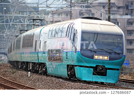 東海道本線萬鶴JR東日本系列251 RE-1編隊（大宮）Super View Dancer 127686087