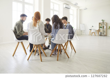 Psychological support meeting, business group counselor, therapist coach psychologist speaking  127687282