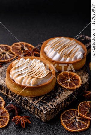 Lemon tart, meringue pie or fruit cream tart 127689087