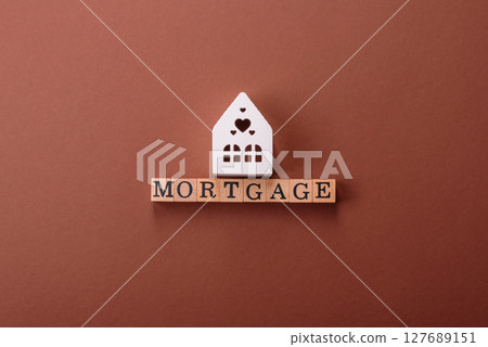 House, real estate or property bought with a mortgage, purchase or sale of apartments 127689151