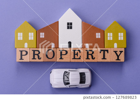 Property, house, real estate, purchase or sale. Financial investment Property, house, real estate, purchase or sale. Financial investment 127689823