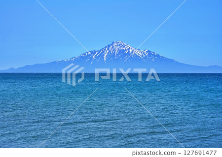 Scenery of Rishiri Island, Hokkaido 127691477
