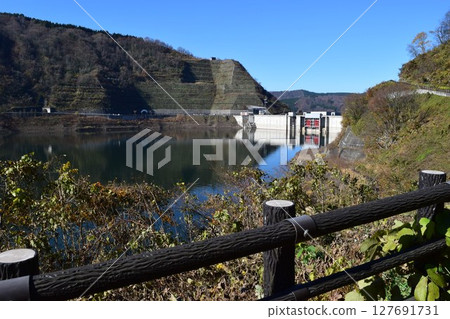 Kanawa River Dam的100個水壩湖泊 Kanawa River Dam的100個水壩湖泊 127691731