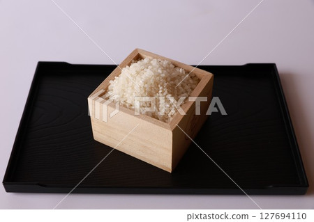 Rice that entered the bay 127694110