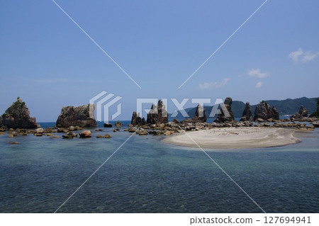 Hashima Rock 127694941