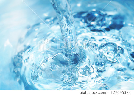 水、水濺、水面、水柱、氣泡、漣漪 127695384