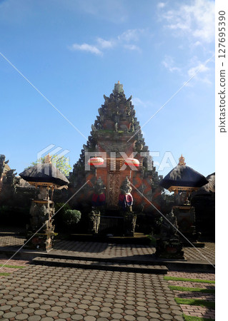 Batuan Temple, Ubud, Bali Batuan Temple, Ubud, Bali 127695390