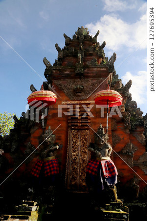 Batuan Temple, Ubud, Bali Batuan Temple, Ubud, Bali 127695394