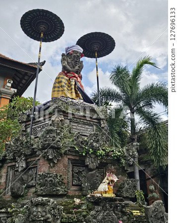 Saraswati Temple, Ubud, Bali Saraswati Temple, Ubud, Bali 127696133