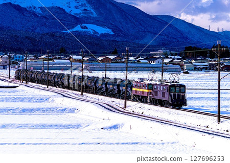 Sangi Railway Snow Scene 127696253