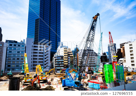 大規模建築工地的城市景觀 池袋再開發 2025.06 d-2 高飽和度對比 大規模建築工地的城市景觀 池袋再開發 2025.06 d-2 高飽和度對比 127696555