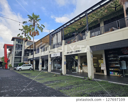 峇裡島水明漾廣場 127697109