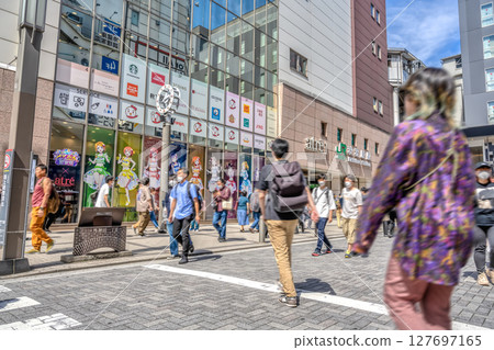 東京秋葉原站千代田區的都市風景 東京秋葉原站千代田區的都市風景 127697165