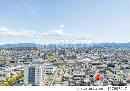 石川縣金澤市 - 從金澤縣廳展望台（JR金澤站方向）眺望金澤市的街景 127697947