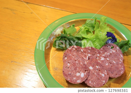 Venison salami 127698381