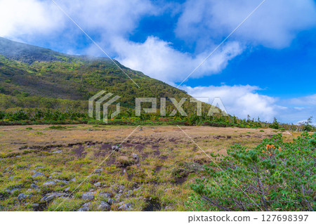 [Mountain material] Tenguhara and sea of clouds in early autumn [Nagano Prefecture] 127698397