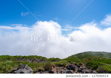 [Mountain material] Tenguhara and sea of clouds in early autumn [Nagano Prefecture] 127698414