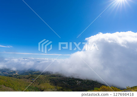 [Mountain material] Tenguhara and sea of clouds in early autumn [Nagano Prefecture] 127698418