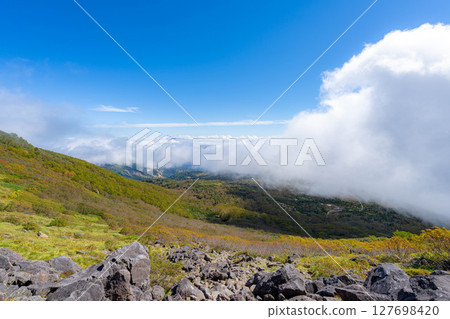 [Mountain material] Tenguhara and sea of clouds in early autumn [Nagano Prefecture] 127698420