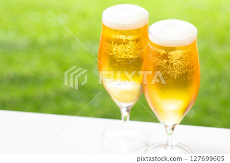 享用啤酒 127699605