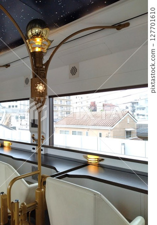 Tourist train: A tale of the dawn of the Shikoku Tosa era 127701610