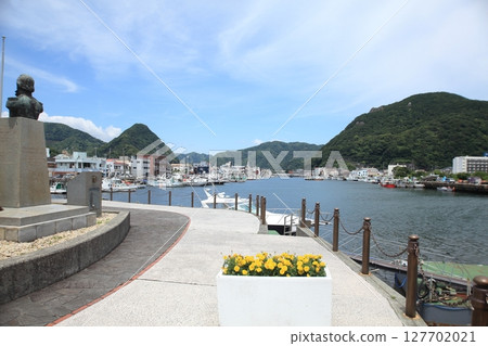 View of the seaside canal in Shimoda, Izu View of the seaside canal in Shimoda, Izu 127702021