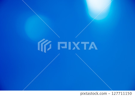 Deep blue sparkly background material (photo material) 127711150