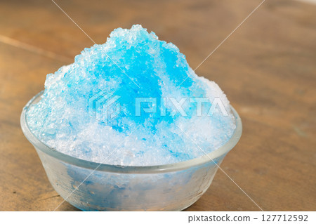 刨冰藍色夏威夷圖片(庫存照片) 刨冰藍色夏威夷圖片(庫存照片) 127712592