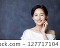 短頭髮的女人 127717104
