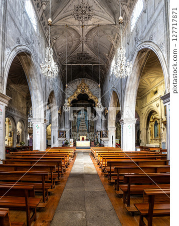 The ornate interior o 127717871