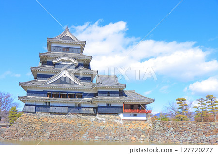 Scenery of National Treasure Matsumoto Castle, Matsumoto City, Nagano Prefecture 127720277