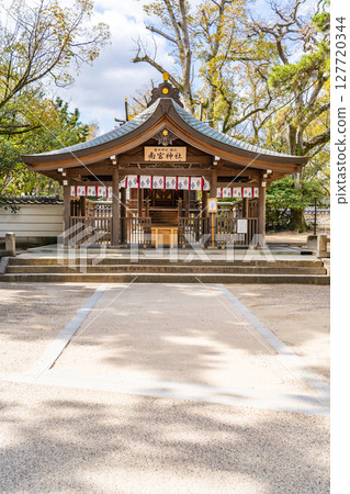Nishinomiya Shrine (the head shrine of Ebisu Shrine) A shrine within the grounds of Hirota Shrine A branch shrine of Hirota Shrine Nangu Shrine 127720344