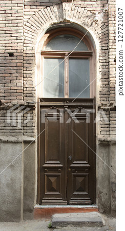 medieval door, old door 127721007