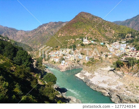 Devprayag place where Alaknanda river meets Bhagirathi river and both merge into Ganges or Ganga river. Devprayag place where Alaknanda river meets Bhagirathi river and both merge into Ganges or Ganga river. 127724034