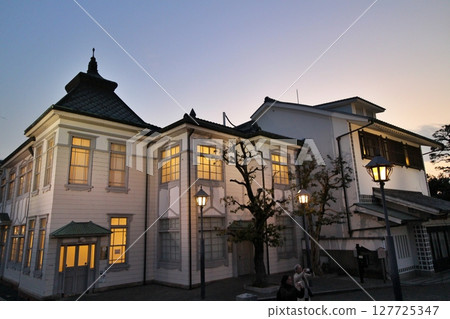 Illumination of Kurashikikan (tourist information center) in Kurashiki Bikan Historical Quarter 127725347