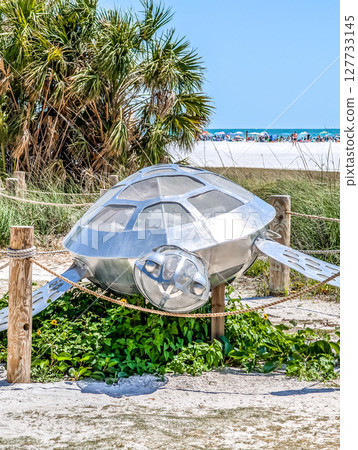 scenes at siesta beach in sunny florida scenes at siesta beach in sunny florida 127733145
