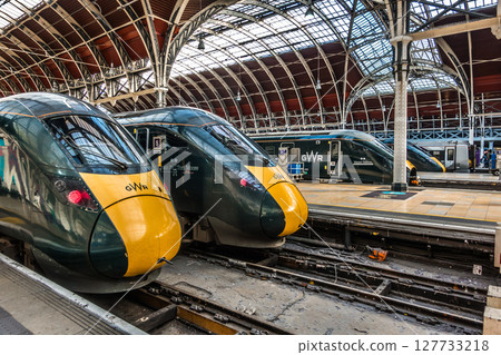 LONDON, UK - APRIL 27: Eurostar train on APRIL 27, 2024 Eurostar train locomotive at St. Pancras station in London, UK LONDON, UK - APRIL 27: Eurostar train on APRIL 27, 2024 Eurostar train locomotive at St. Pancras station in London, UK 127733218