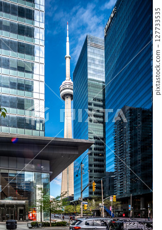 city of toronto skyline and street views 127733535