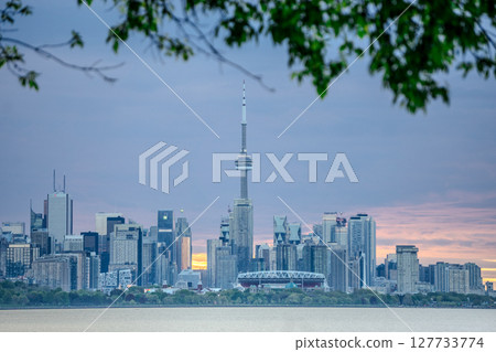 city of toronto skyline and street views 127733774
