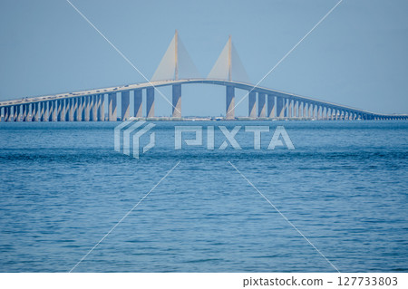 scenic views of sunchine skyway bridge in florida scenic views of sunchine skyway bridge in florida 127733803