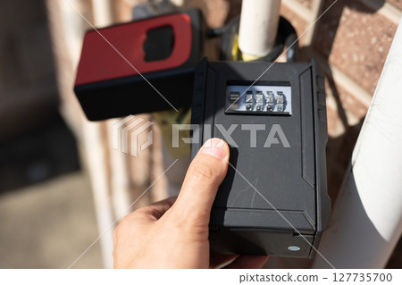 Private accommodation key box key box Private accommodation key box key box 127735700