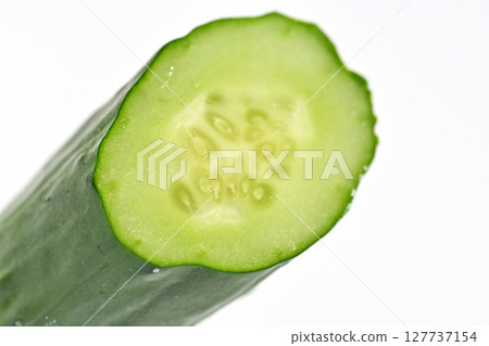 Close-up of a cucumber cross section 127737154