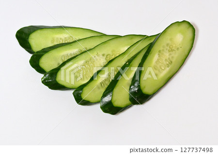 Sliced cucumber 127737498