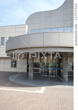 札幌市中央圖書館外觀（景點和周邊設施系列） 127737524