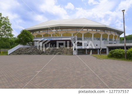 札幌市南區「真駒內室內球場」（當地景點週邊設施系列） 127737557