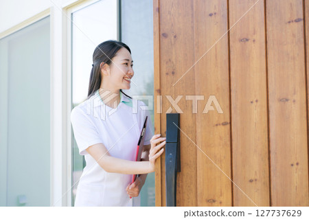 護士上門探訪 127737629